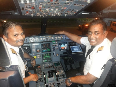 Capt Gajendra Wagh (left hand seat) Capt. Themiya Abeywickrama Manager Training and Standards (right hand seat)